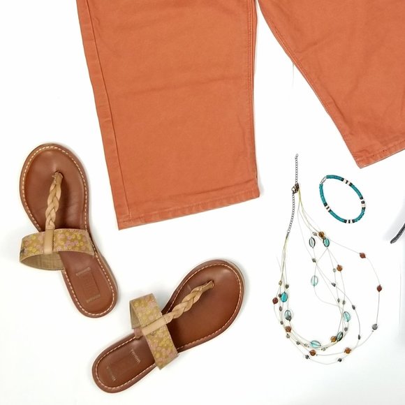 FIND THESE BEAUTIES & SO MUCH MORE IN MY CLOSET! - Picture 5 of 5